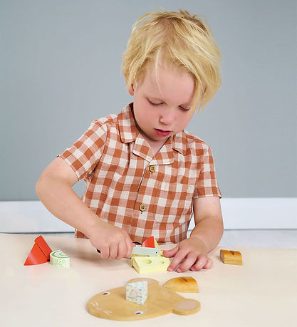 Tender Leaf Holzspielzeug - Schneidebrett mit Käse - 15 Teile