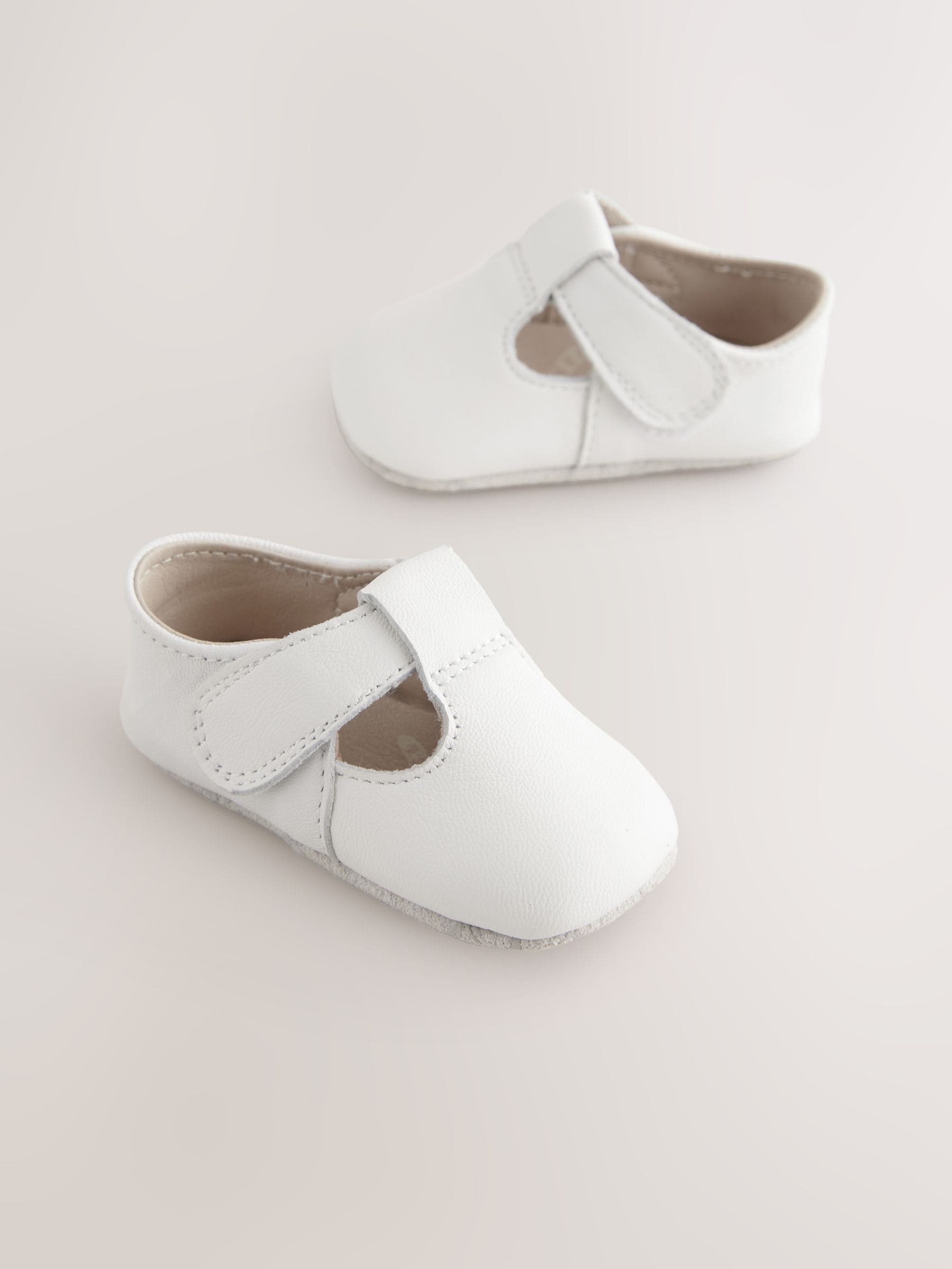 Wit - Leren babyschoen met T-bandje (0 - 24 mnd)