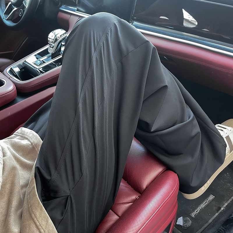 Fushet - Effen joggingbroek met elastische taille en rechte pijpen