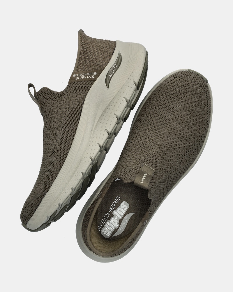 Skechers Hands Free Slip-Ins Arch FIt Crayn Instapschoenen  - bruin