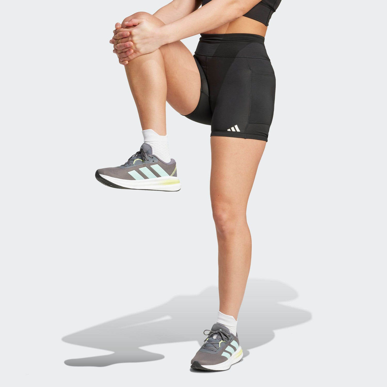 adidas  Own the Run Short Legging