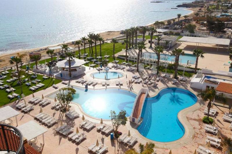 Constantinos The Great Beach