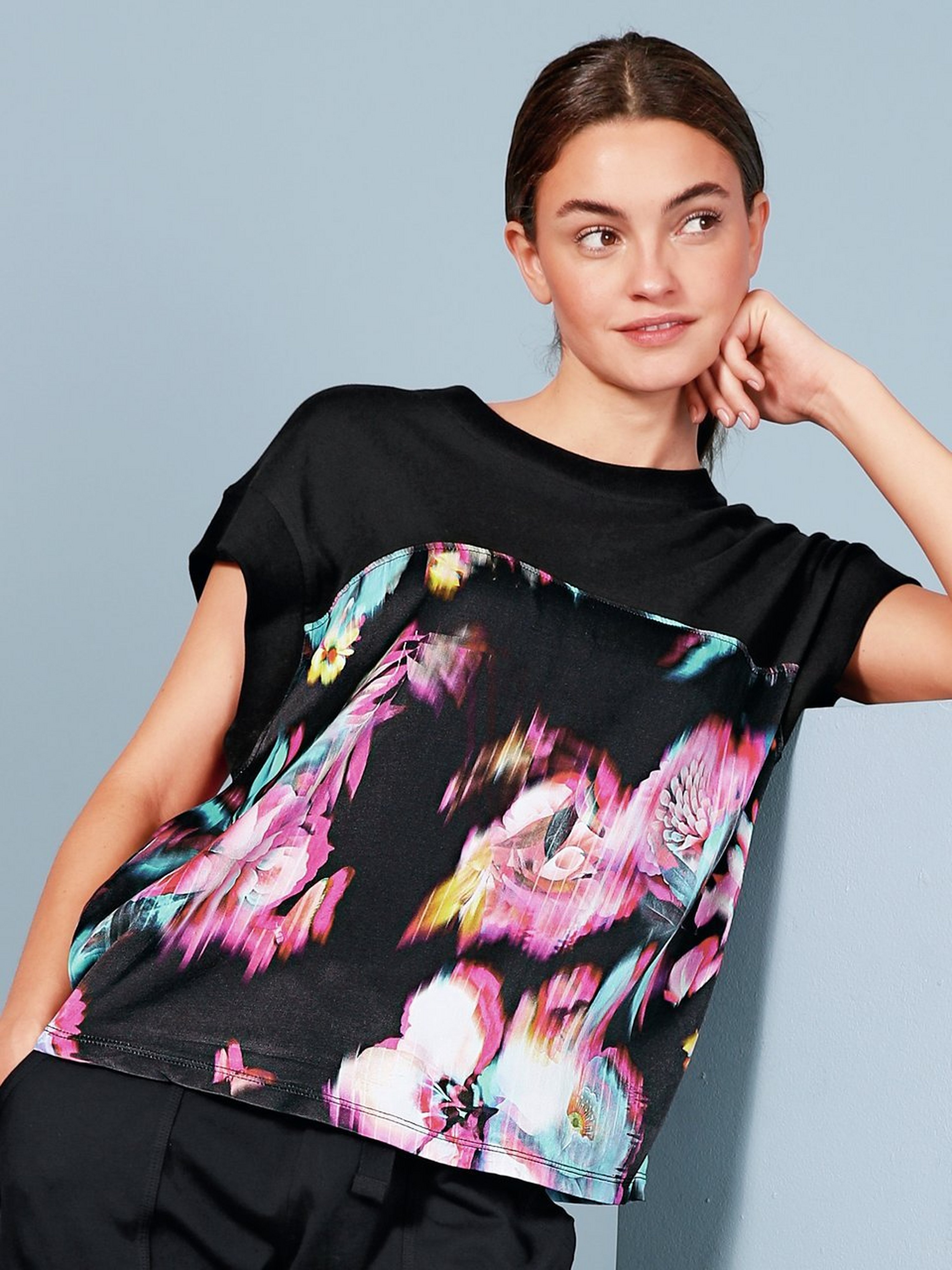 Rundhals-Shirt im Oversized-Style