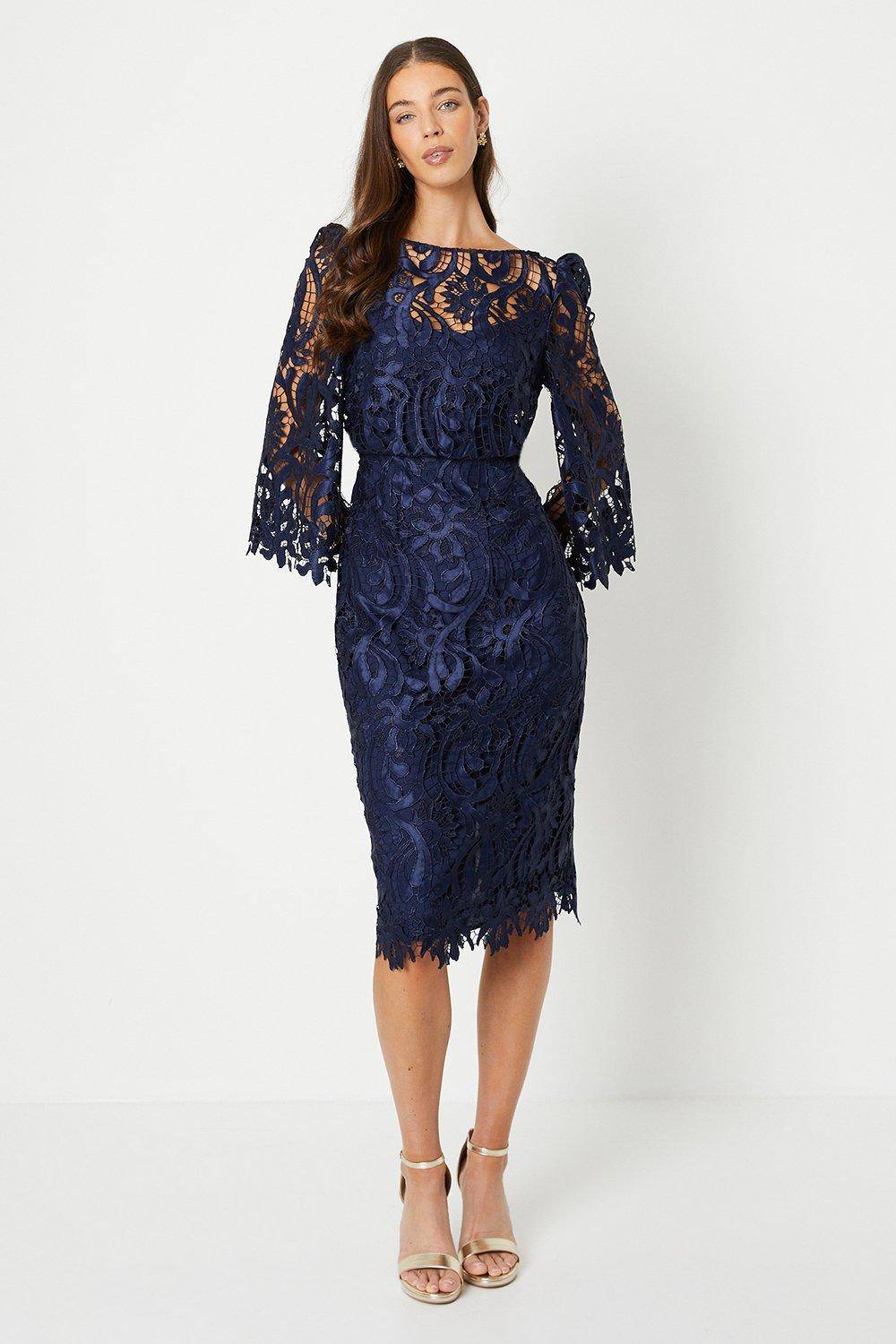 Coast Robe Mi-Longue en Satin Dentelle à Col Bateau avec Manches Évasées
