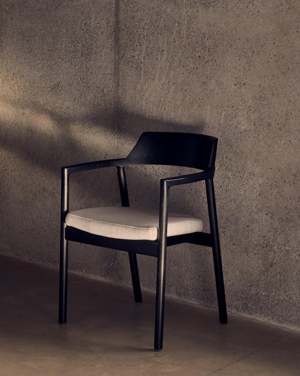 Kave Home Alocs eetkamerstoel naturel