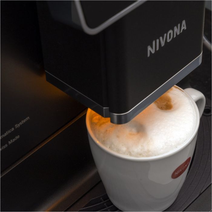 Nivona Kaffeevollautomat CafeRomatica NICR 960 // 1kg Nivona Kaffee gratis