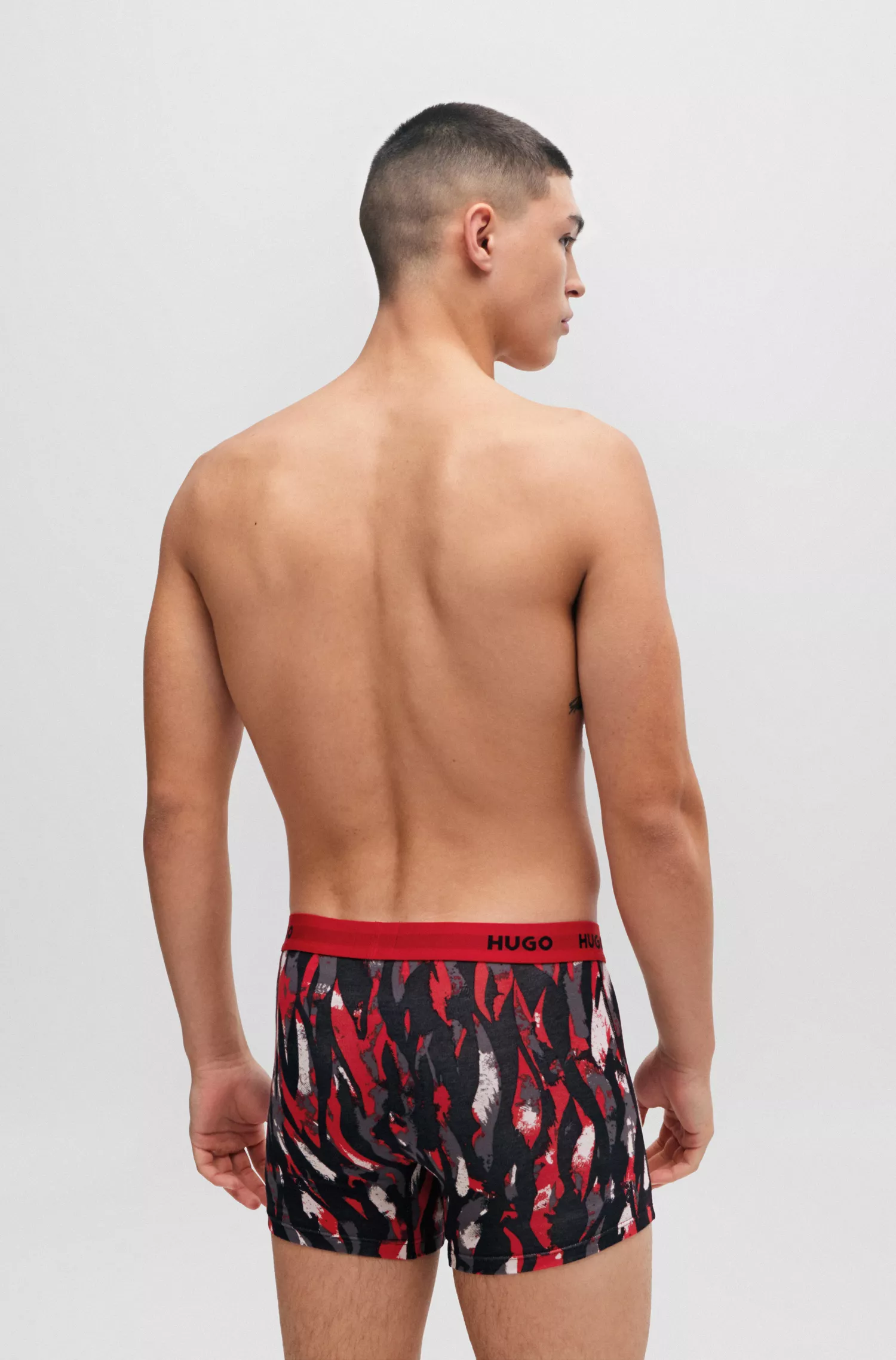 HUGO Vermelho - Pacote com três cuecas boxer de algodão elástico com cós com o logotipo.