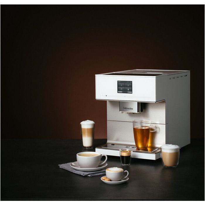 Miele Stand-Kaffeevollautomat CM 7550 CoffeePassion Brilliantweiß