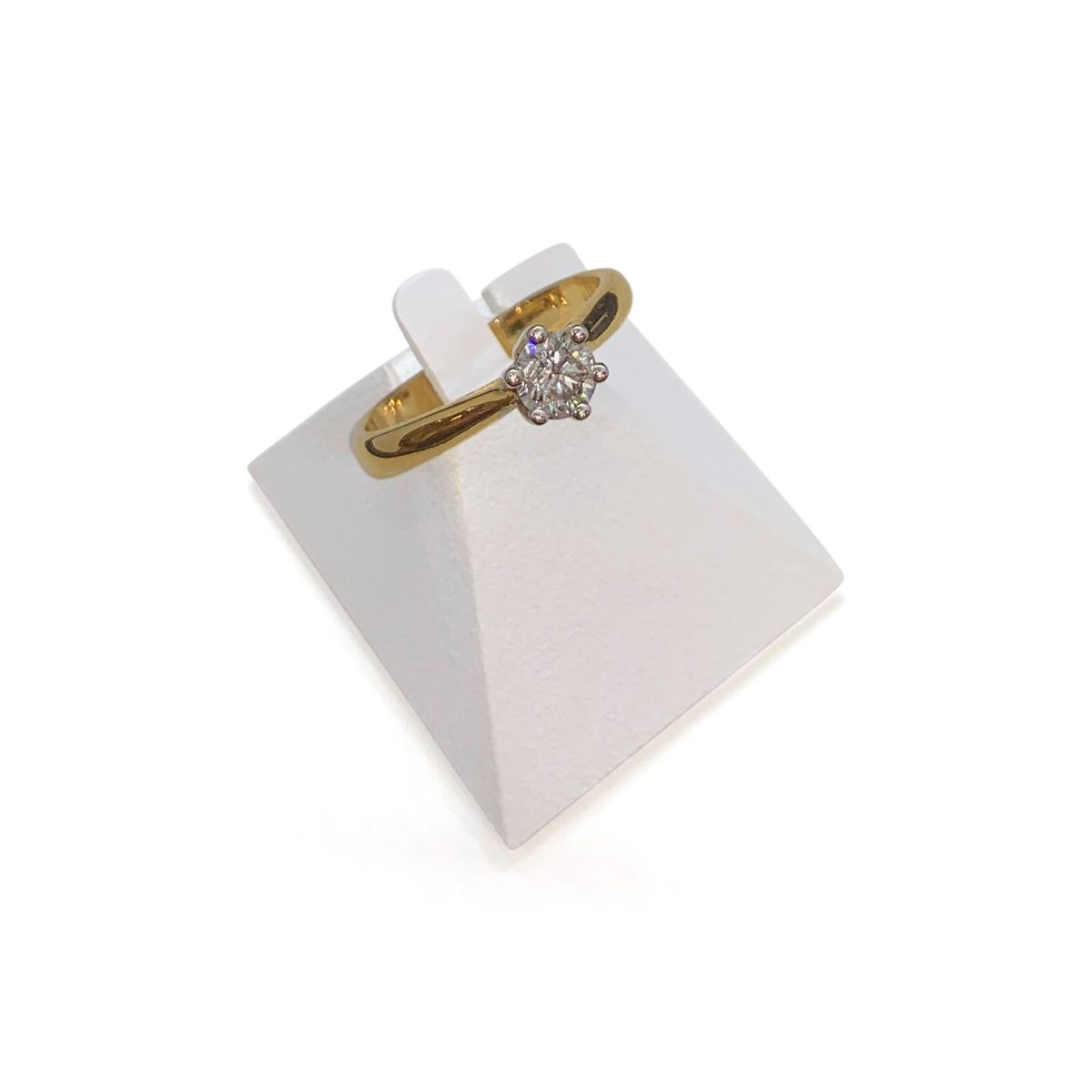 Solitaire d'occasion 2 ors 750 diamant 0.30 carat