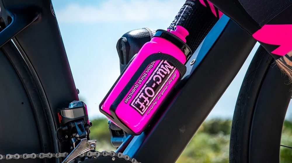 Muc-Off Elite Custom Fly Water Bottle 550ml kaufen | Bike-Discount