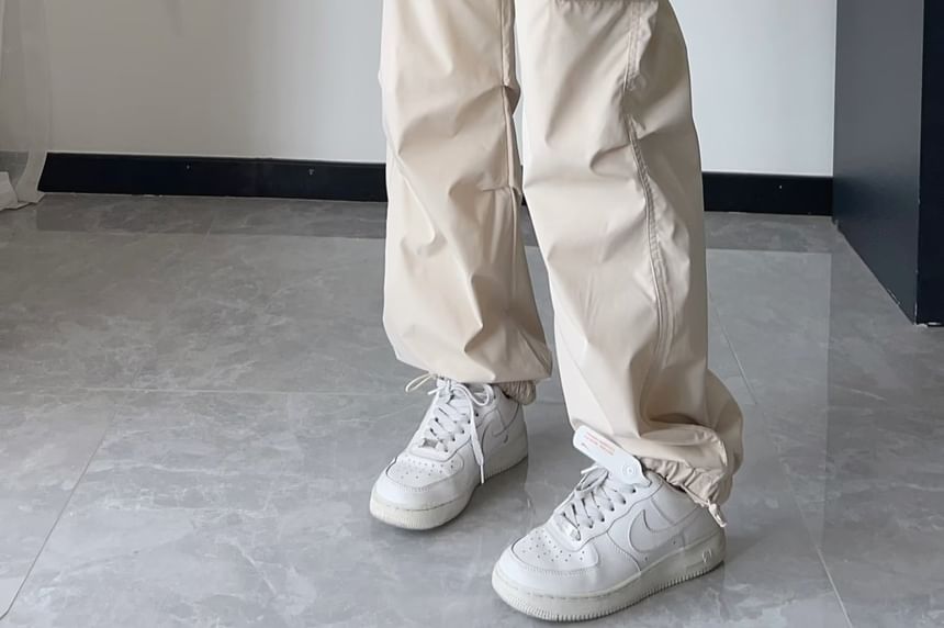 Sosana - Hoge taille, effen, baggy cargobroek met trekkoord
