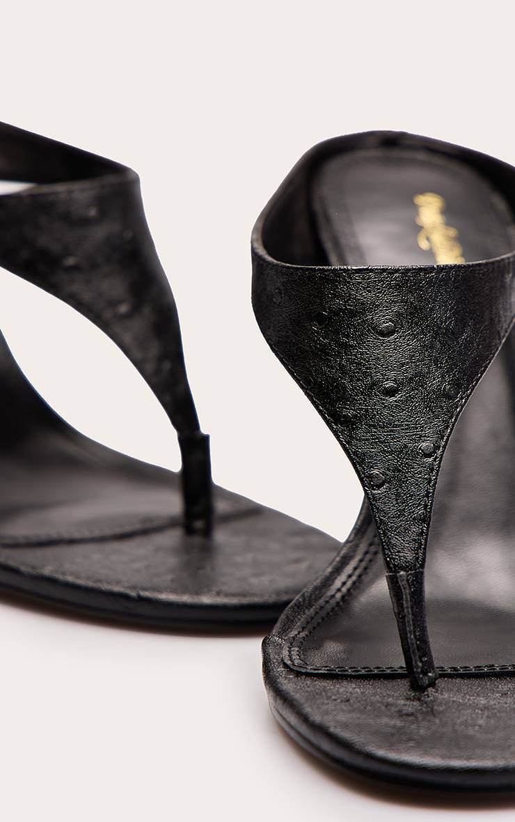 Noir Escarpins À Talon Avec Bride Entre Les Orteils Et Empeigne Haute En Synthétiquecuir