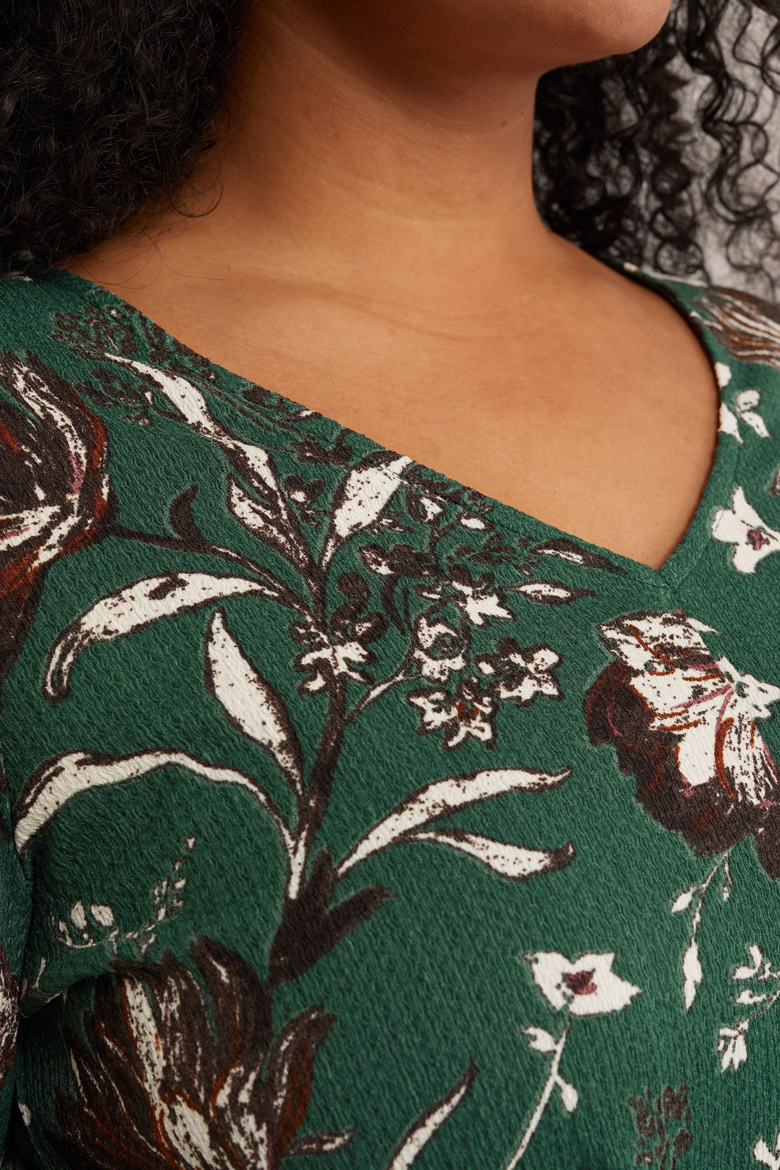 T-shirt met structuur - Curve WE Fashion Donkergroen