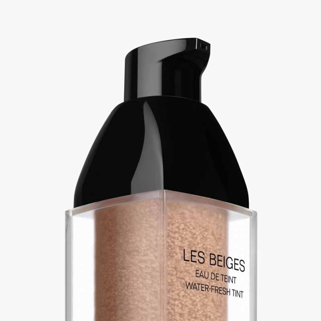 Les Beiges Eau de teint fraîche aux microbulles de pigments CHANEL