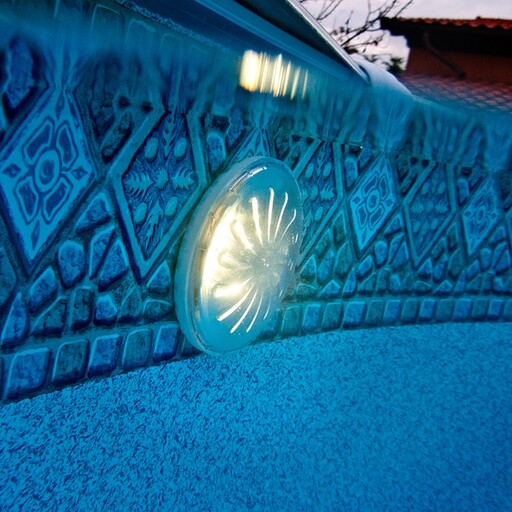 Iluminação para piscinas acima do solo