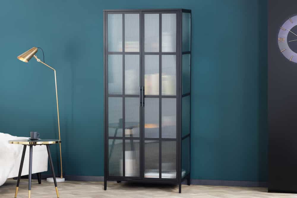 Industrial Vitrine DURA STEEL 180cm schwarz Metall Riffelglas Highboard