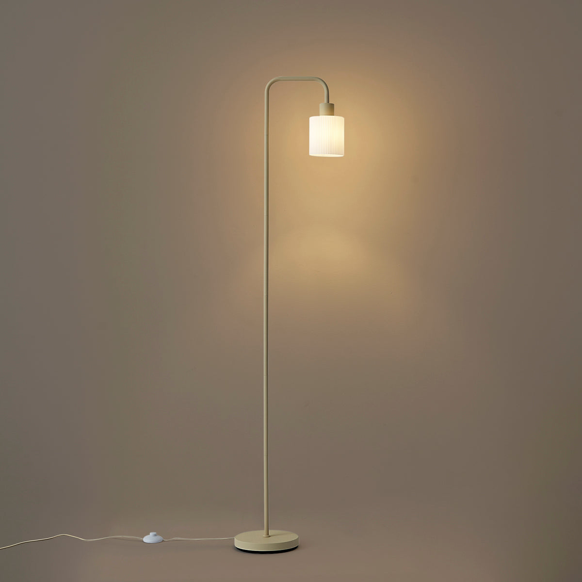 QAZQA Scandinavische vloerlamp beige met wit glas - Wisp