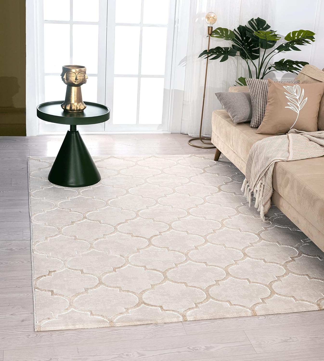 the carpet Knight Eleganter, Hochwertiger, Wohnzimmer Teppich, Softer Kurzflor, 3-D Effekt, Glänzende Design-Elemente, Hoch-Tief Struktur, Beige, 200 x 290 cm