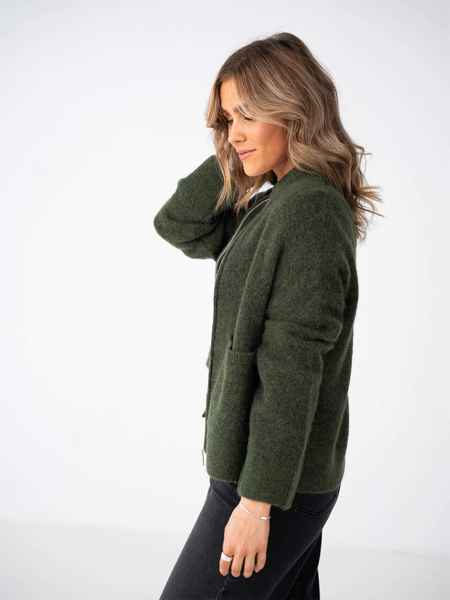 Sia Ras Long Sleeve Knit Zipper Cardigan