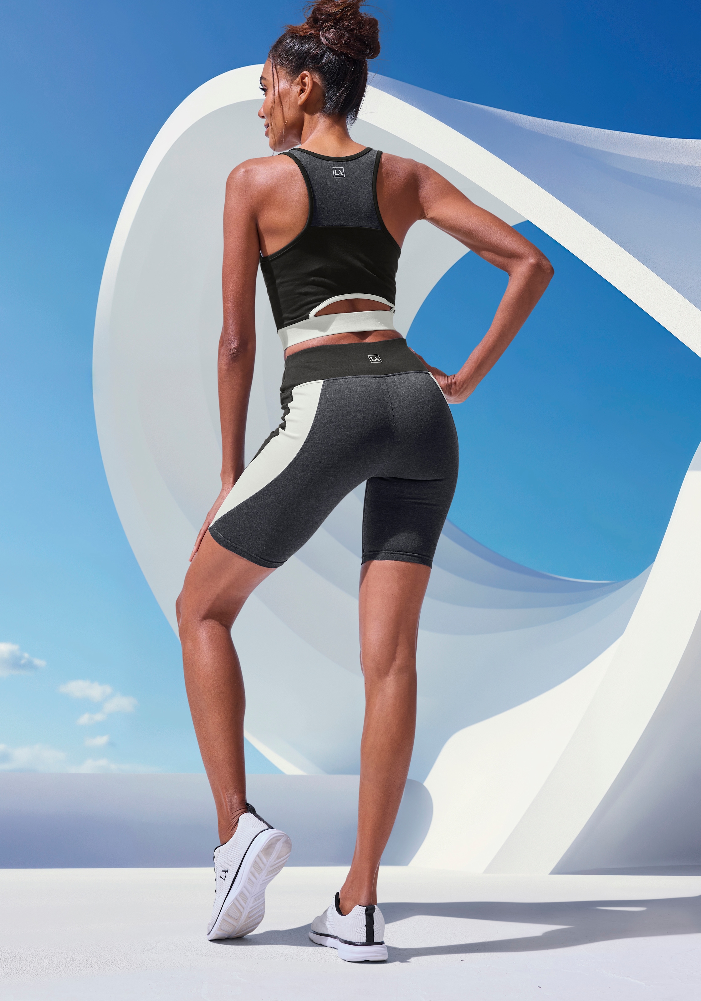 LASCANA ACTIVE Radlerhose  Sporthose in Colourblockingdesign