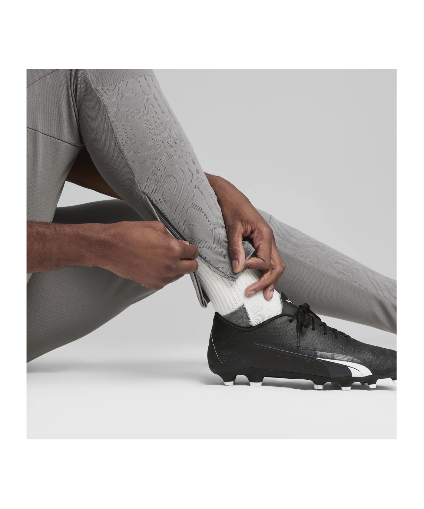 PUMA teamFINAL Trainingshose Grau F13