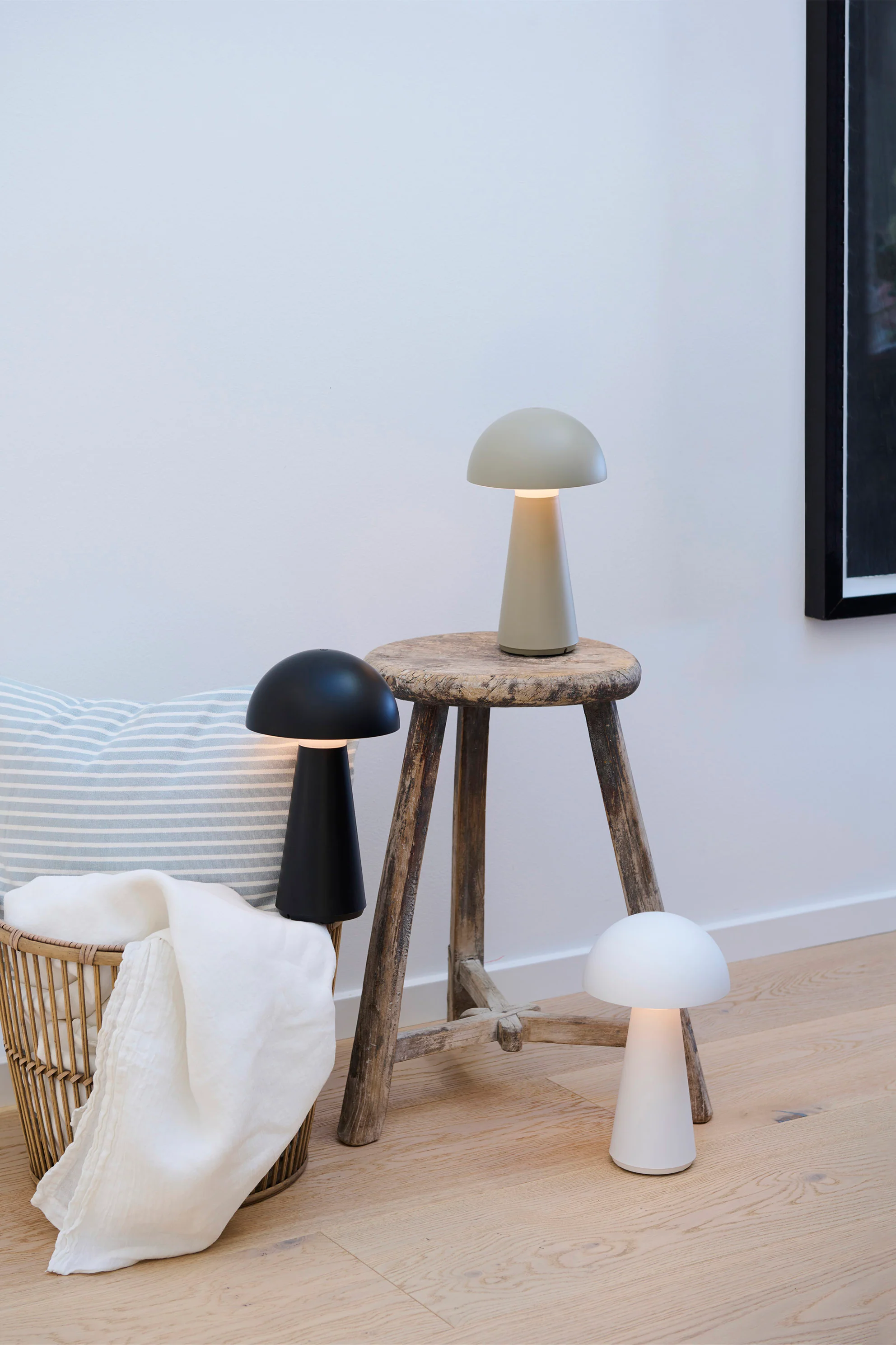 Sirius  Sam lampe, sort - H28 cm.