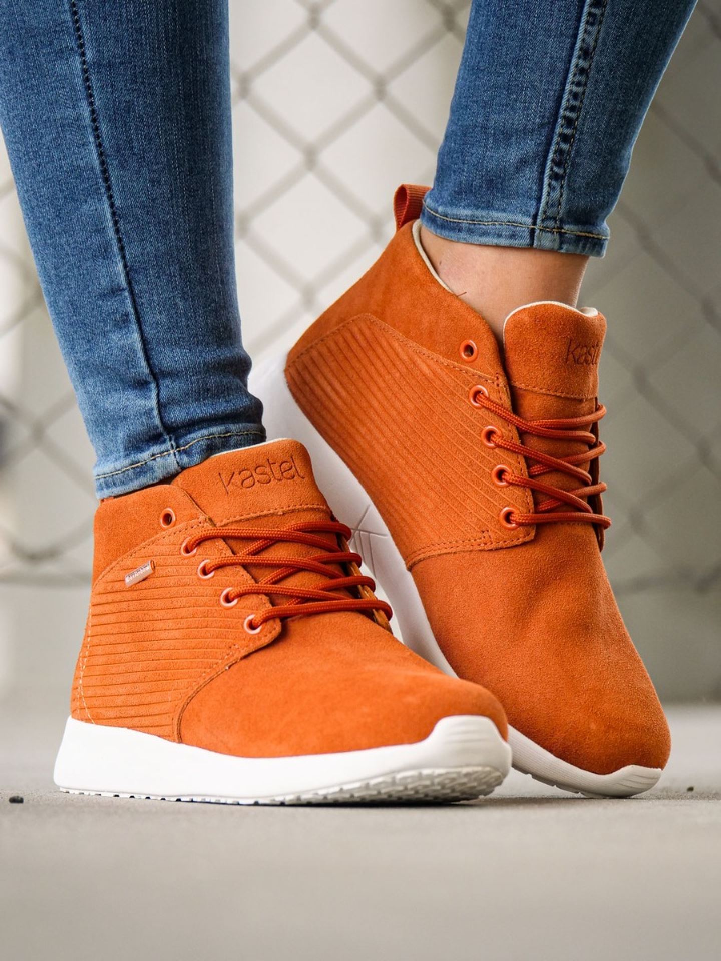 Madla WR Leather