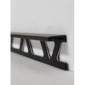 Tegelprofiel recht mat zwart metaal 10 mm 270 cm