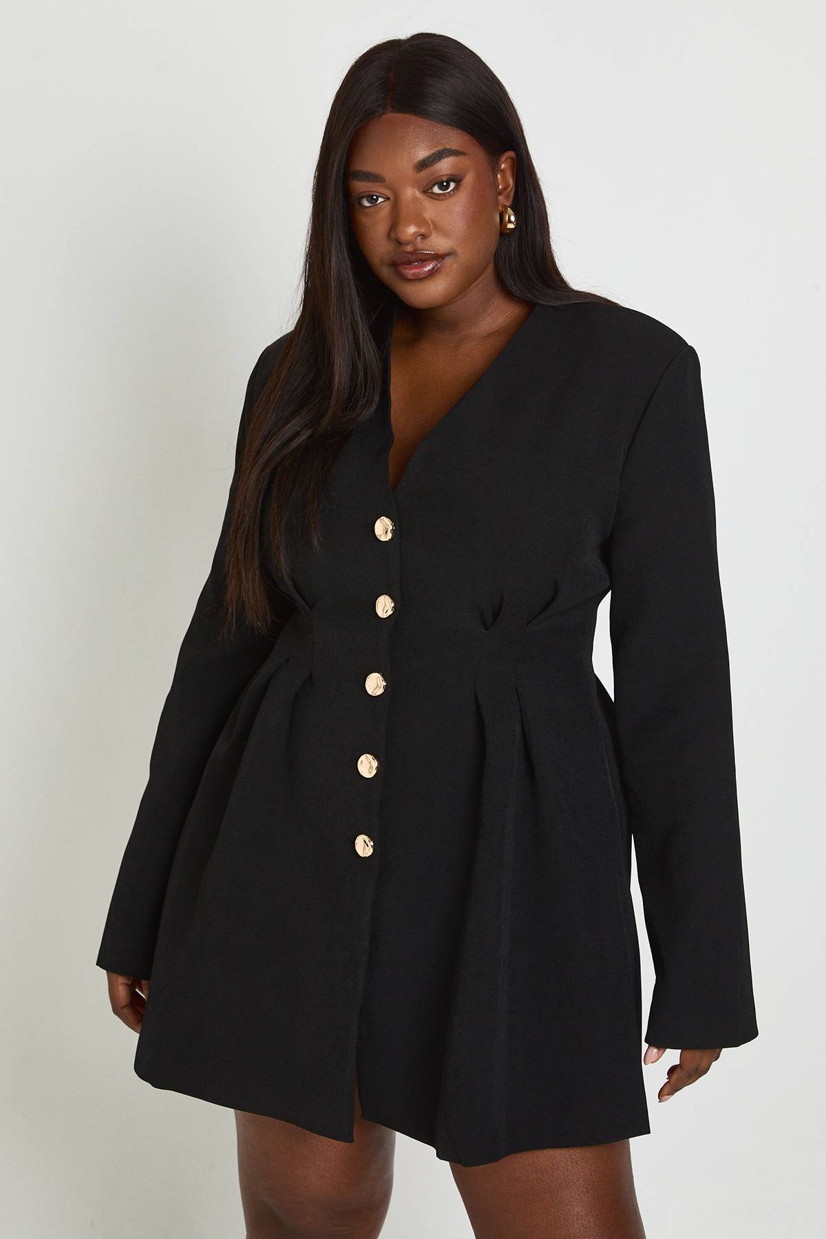 boohoo Robe Mini Cintrée À Manches Longues Sans Col