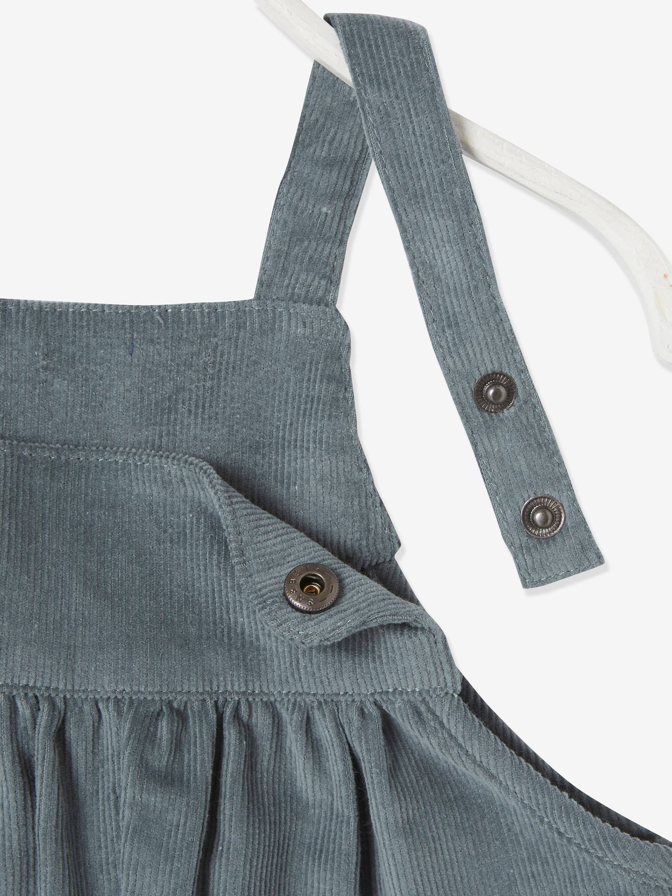 Conjunto de blusa e jardineira de veludo cotelê azul escuro liso para bebê menina.