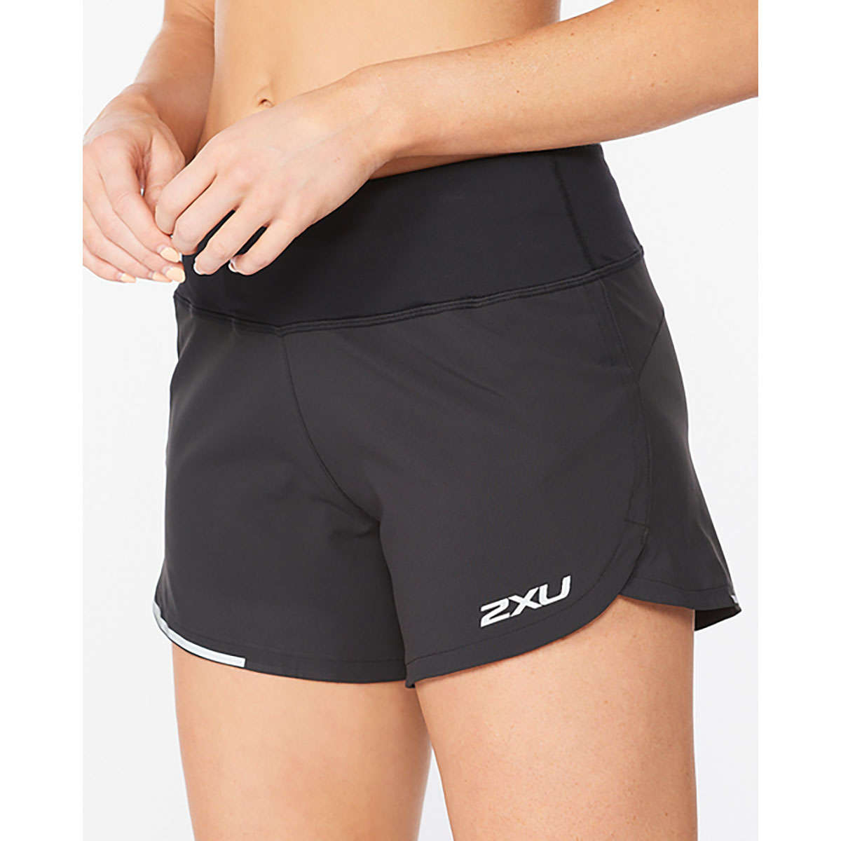 2XU Aero 4 Inch Hardloopbroek Kort Zwart Dames