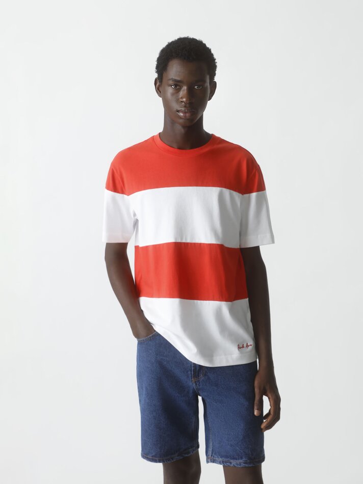 Camiseta listrada em blocos de cores - Avermelhada