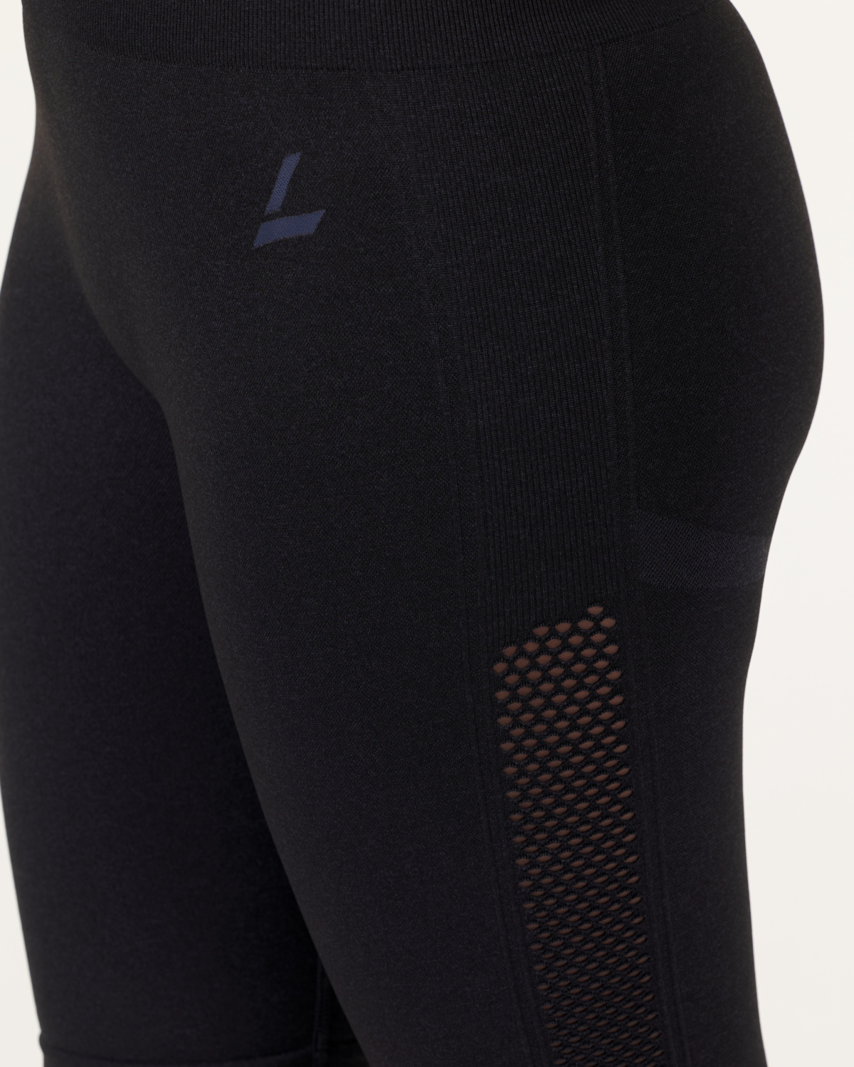 LEVITY Eclipse Mesh Seamless Biker Shorts Blue Ink Marl