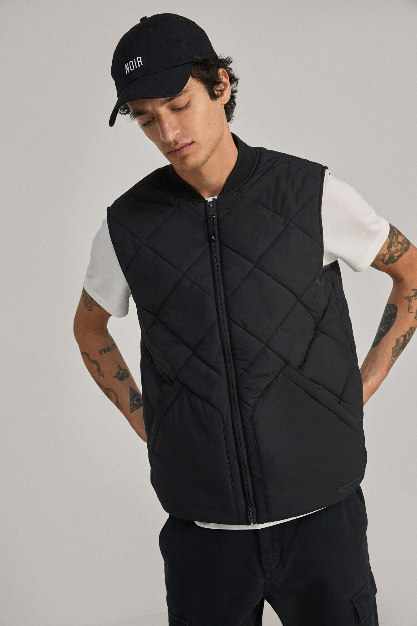 Colete bomber com gola acolchoada - preto