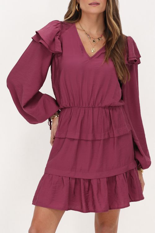 Paarse jurk met ruffles & wijde mouwen