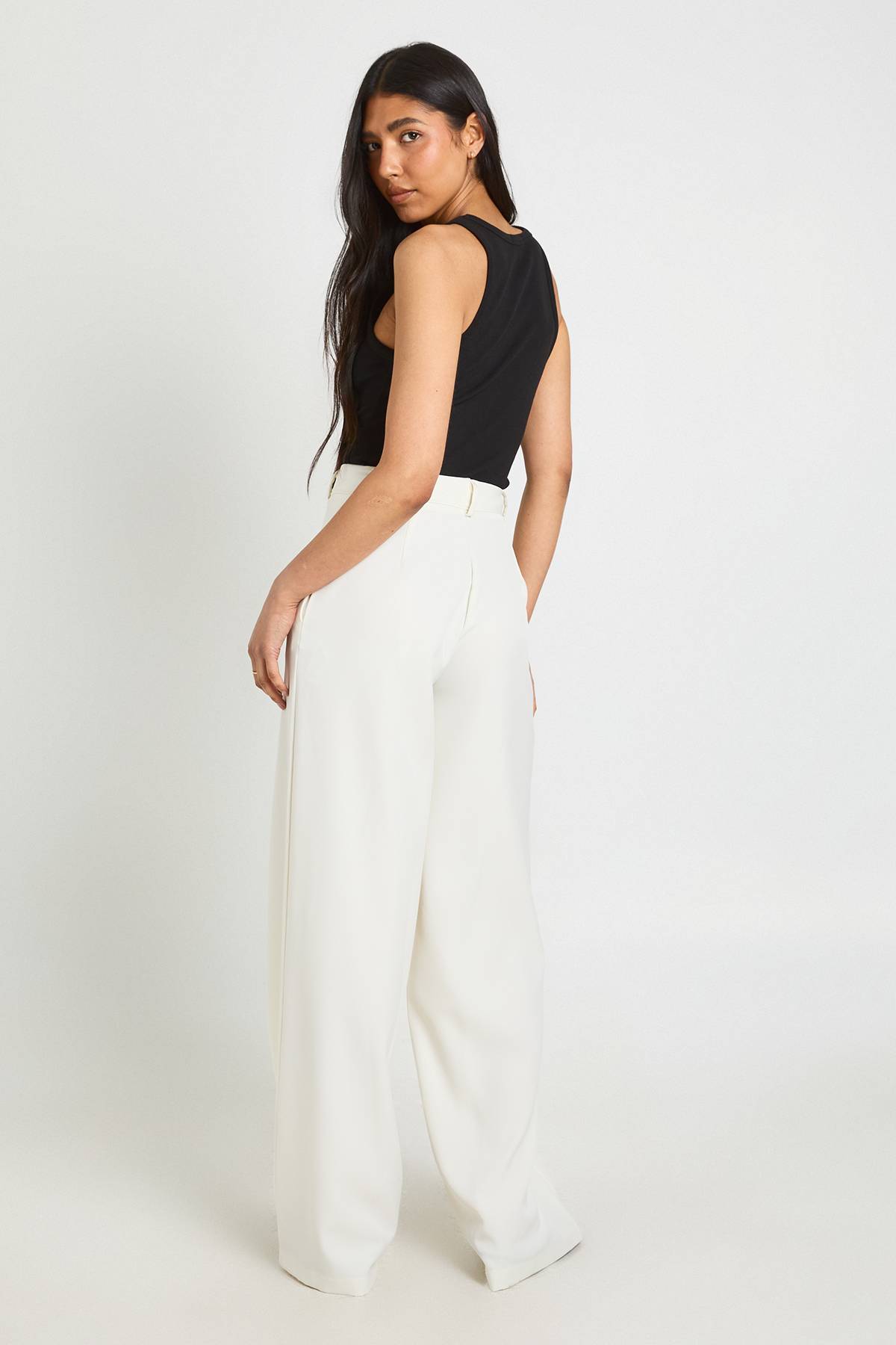 boohoo Pantalon Droit Taille Haute Pour Grandes Tailles