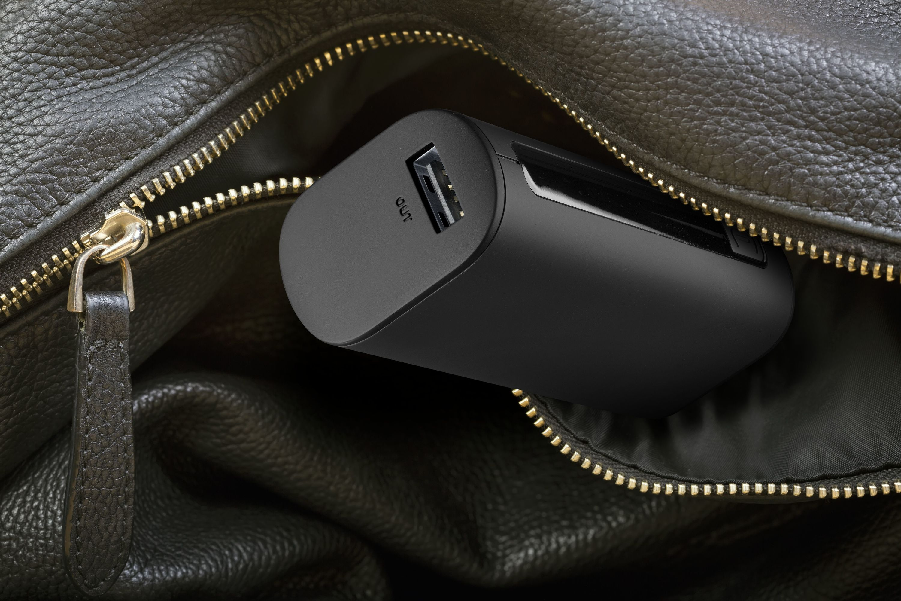 (12W) Thunder Mini 5000mAh USB / USB C Powerbank Ladegerät (PBNEWTANK5000K) - Schwarz