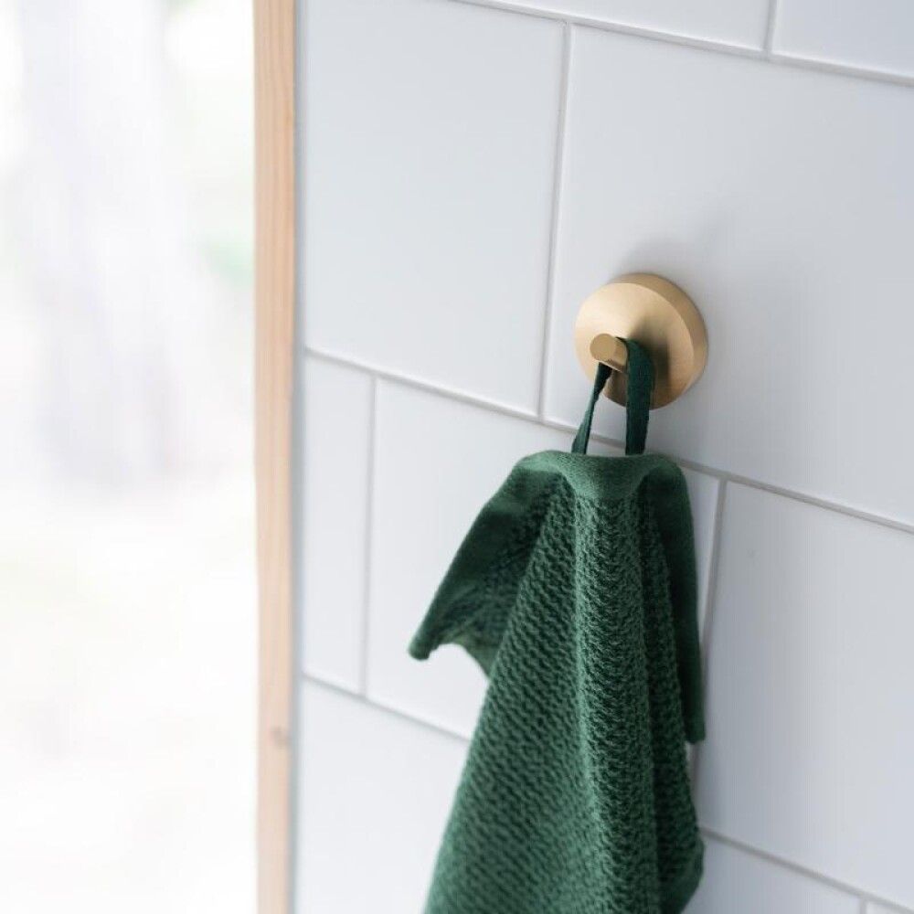 HÅNDKLEKROK SMEDBO HOME BØRSTET MESSING Ø4,8 CM