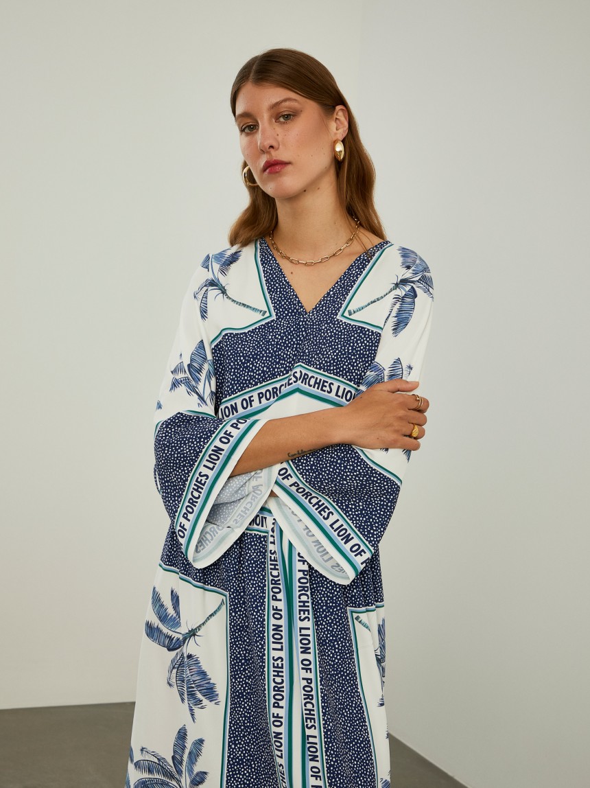 Vestido midi com padrão de palmeiras