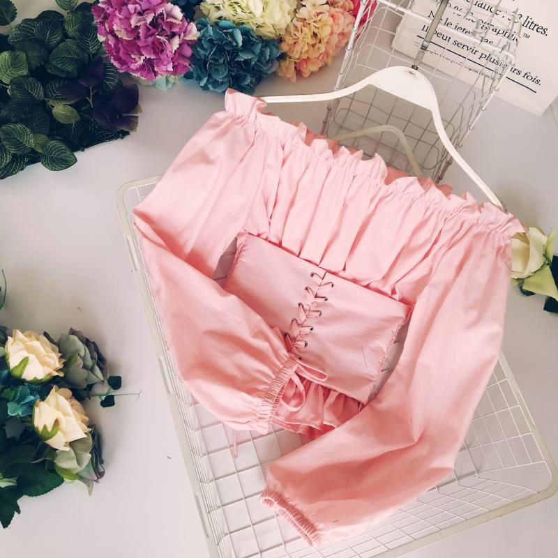 Lucuna - Blouse met lange mouwen, off-shoulder ruches en vetersluiting