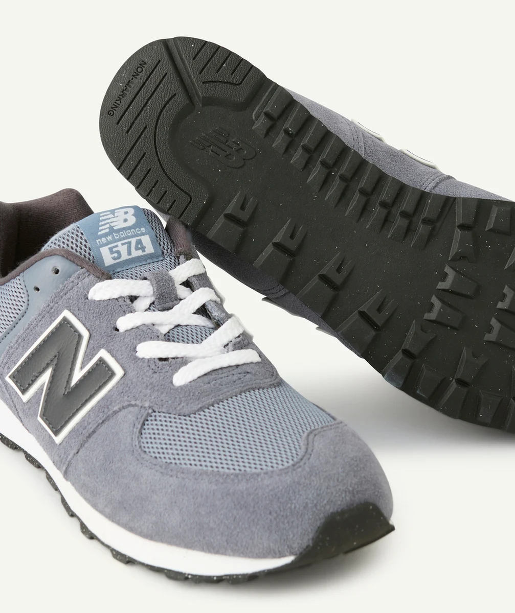 NEW BALANCEBASKETS ADO À LACETS 574 NOIR ET GRIS
