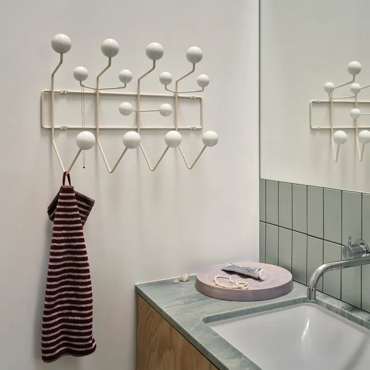 Vitra - Hang it all Garderobe, grün