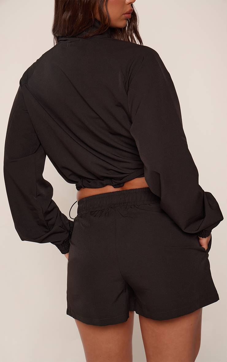 Noir Short En Tissu Shell À Passepoil Contrasté