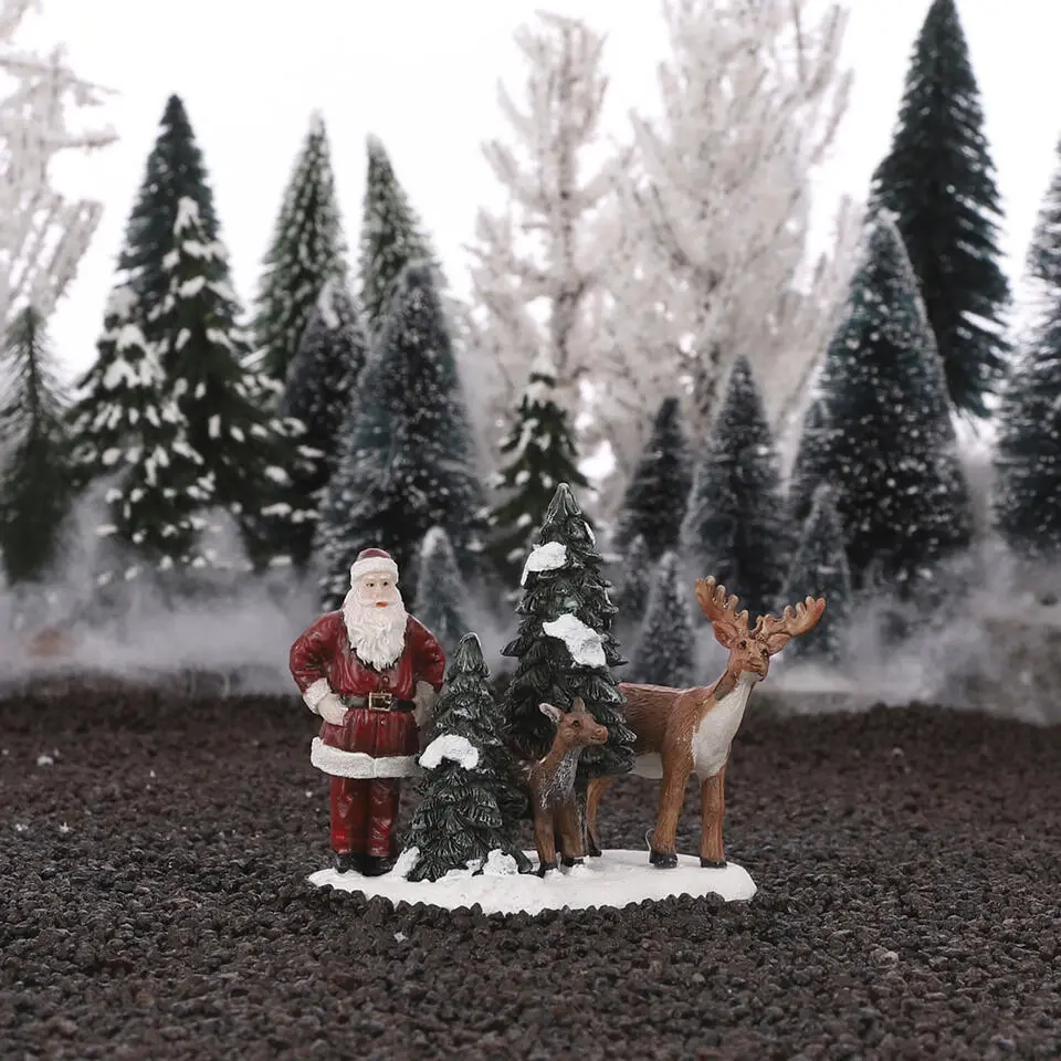 LuVille Kerstdorp Miniatuur Kerstman met Herten - L8,5 x B8 x H8,5 cm