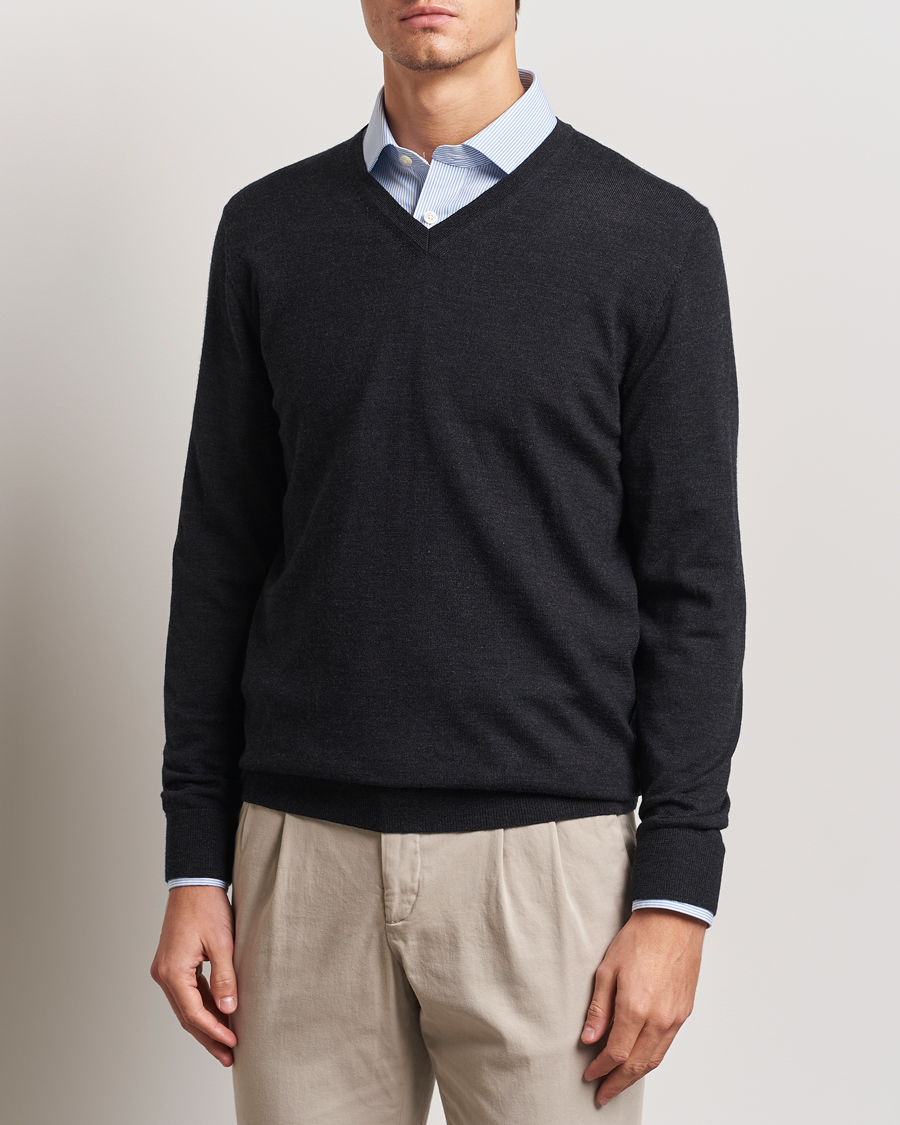 Charles Tyrwhitt Pure Merino V-Neck Jumper Dark Charcoal