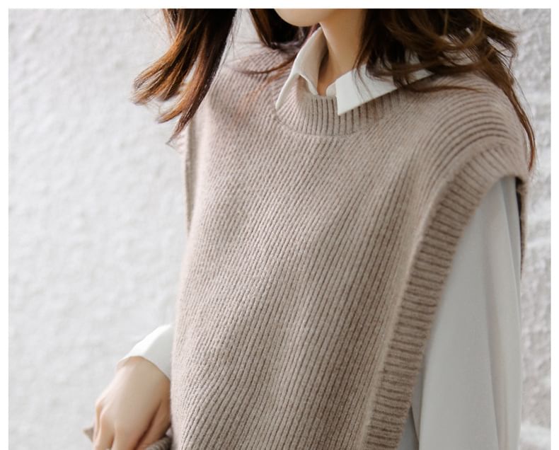Beaustreet - Ronde hals effen geribbeld vest