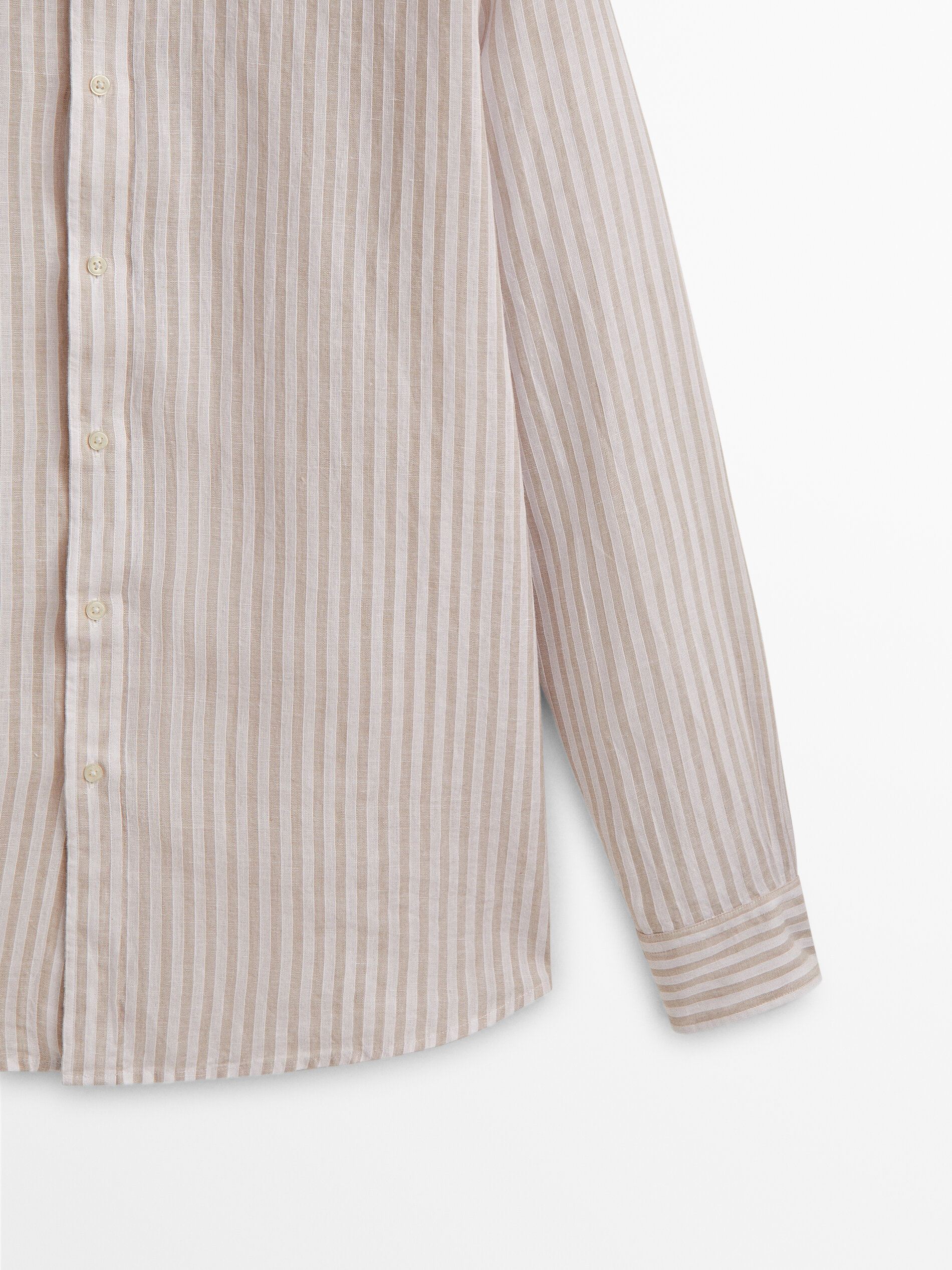 Camisa listrada de corte justo em mistura de linho e algodão - BEGE