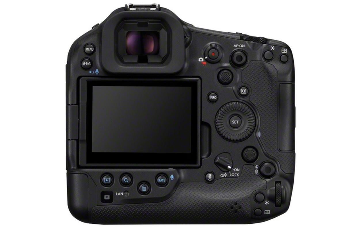 Fotokamera EOS R1 Kit AV PRO MK2 4 TB<br>Leistungsstarke Kamera, geeignet für Sport-, Nachrichten- und Action-Aufnahmen inklusive Speicherkarte