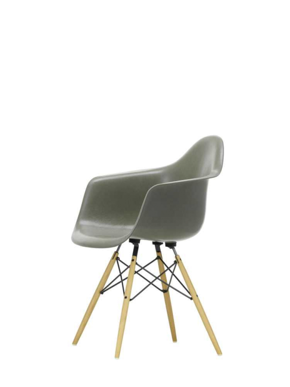 Vitra Eames DAW Fiberglass stoel essen, parchment