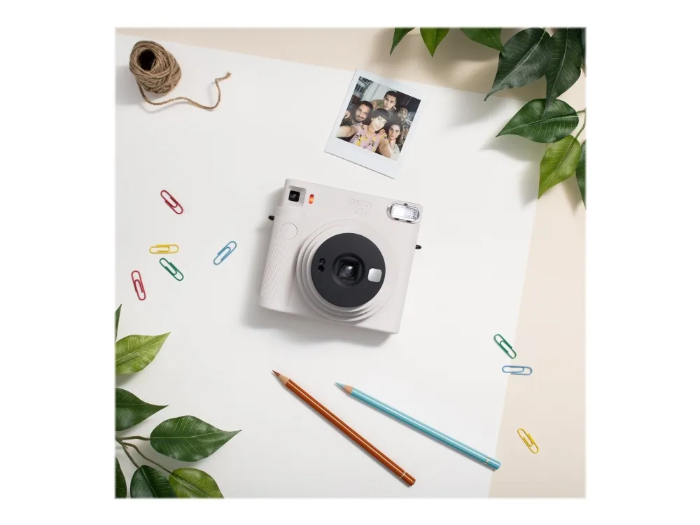 Fujifilm Instax SQUARE SQ1 - Instant kamera - objektiv: 65,75 mm - instax SQUARE kalkhvid